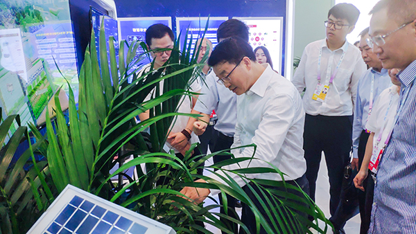 重庆市副市长李明清 重庆市副市长李明清