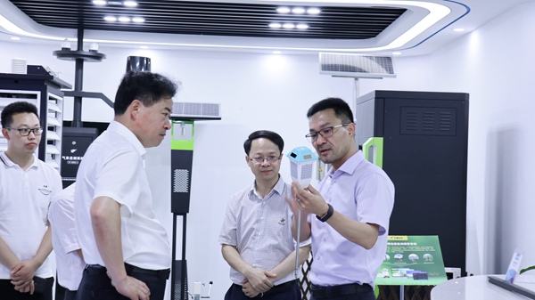 浙江省农业农村厅副厅长唐冬寿一行莅临乐鱼调研3 浙江省农业农村厅副厅长唐冬寿一行莅临乐鱼调研3