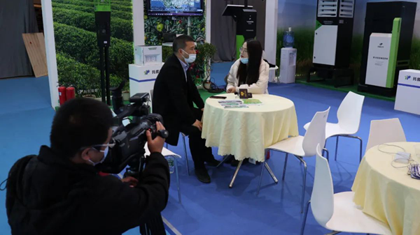 《品质》栏目组采访乐鱼 《品质》栏目组采访乐鱼