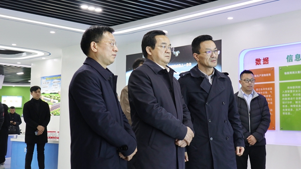 浙江省高兴夫副省长一行莅临浙江乐鱼股份有限公司参观调研 浙江省高兴夫副省长一行莅临浙江乐鱼股份有限公司参观调研